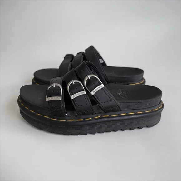 Doc Marten’s Women’s Black Blair Slides! Size 7 - Picture 5 of 11